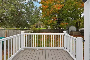 23 Adamsdale, Attleboro, MA 02703 - Photo 5