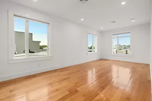17 Vinton St, Boston, MA 02127 - Photo 15