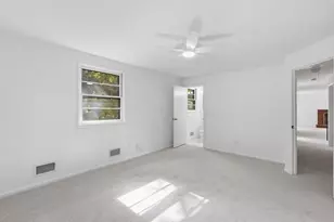 4 Angelica Dr, Framingham, MA 01701 - Photo 15