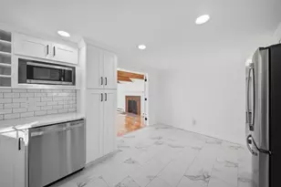 49 Vernon St, Haverhill, MA 01835 - Photo 11
