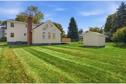 49 Vernon St, Haverhill, MA 01835 - Photo 3