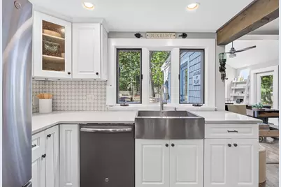 128 Bayridge Ln, Duxbury, MA 02332 - Photo 9