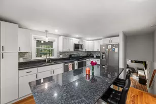 95 Baldwin Rd, Billerica, MA 01821 - Photo 7