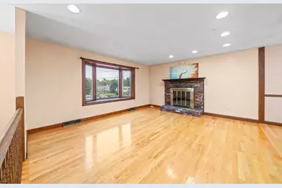 9 Vine Street, Randolph, MA 02368 - Photo 3