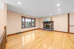9 Vine St, Randolph, MA 02368 - Photo 3