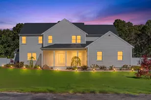 152 Central Ave, Falmouth, MA 02536 - Photo 1