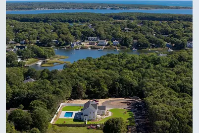 152 Central Ave, Falmouth, MA 02536 - Photo 3