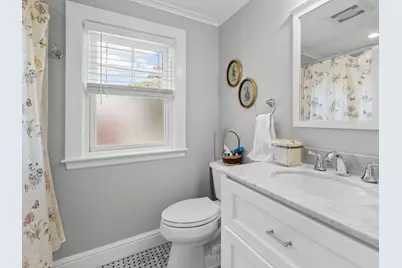 732 W Roxbury Pkwy, Boston, MA 02131 - Photo 21