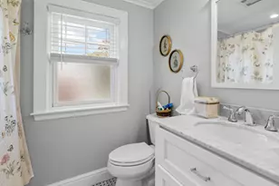 732 W Roxbury Pkwy, Boston, MA 02131 - Photo 21