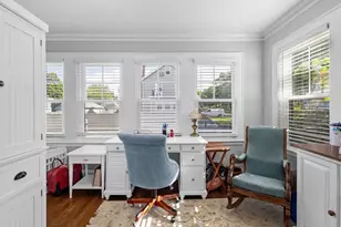732 W Roxbury Pkwy, Boston, MA 02131 - Photo 19