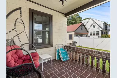732 W Roxbury Pkwy, Boston, MA 02131 - Photo 3