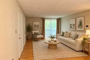 38 Walker St, Lowell, MA 01854 - Photo 3