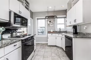 192 W Fifth St, Boston, MA 02127 - Photo 9