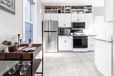 192 W Fifth St #2, Boston, MA 02127 - Photo 7