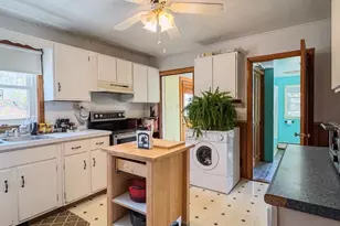 81 Maple St, Northfield, MA 01360 - Photo 5