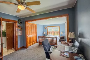 81 Maple St, Northfield, MA 01360 - Photo 15