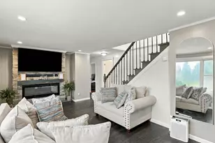 1426 Roosevelt Ave, Springfield, MA 01109 - Photo 5