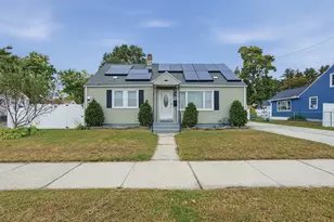1426 Roosevelt Ave, Springfield, MA 01109 - Photo 1