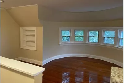 50 Phillips Pl, Northampton, MA 01060 - Photo 7