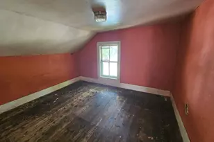 28 Carpenter St, Warren, MA 01083 - Photo 13