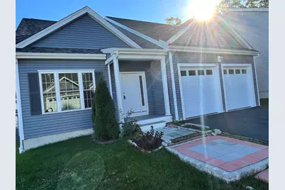 181 Crownshield Ave #C, Uxbridge, MA 01569 - Photo 1