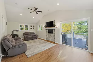 35 MacArthur Dr, Millbury, MA 01527 - Photo 7