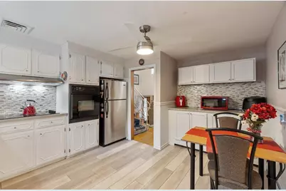 9 Randolph Rd, Stoneham, MA 02180 - Photo 11