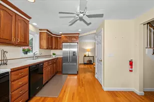 18 Fairview Dr, Southborough, MA 01772 - Photo 5