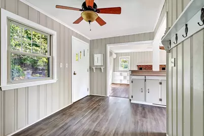32 Winter St, Marlborough, MA 01752 - Photo 9