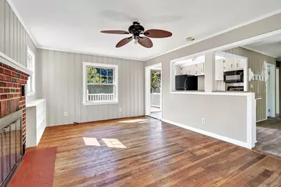32 Winter St, Marlborough, MA 01752 - Photo 5