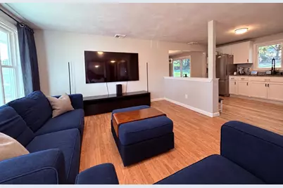 124 Sharon St, Brockton, MA 02302 - Photo 5