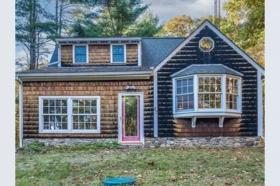 27 Grimes Rd, Hubbardston, MA 01452 - Photo 1