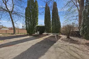 21 Middlesex Ave, Worcester, MA 01604 - Photo 27