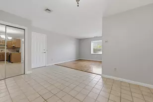 21 Middlesex Ave, Worcester, MA 01604 - Photo 9