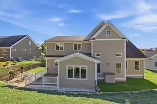 40 Winship Dr, Stoneham, MA 02180 - Photo 3