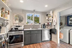 20 Fairbanks St, Wareham, MA 02571 - Photo 5