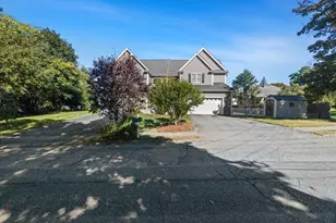 4 Childs St, Shrewsbury, MA 01545 - Photo 5