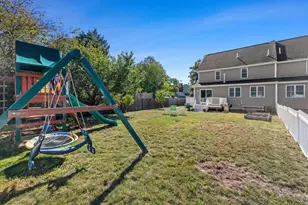 4 Childs St, Shrewsbury, MA 01545 - Photo 9