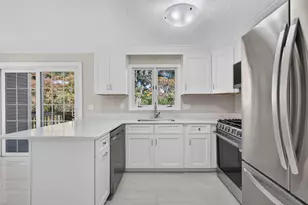 98 Heritage Dr, Tewksbury, MA 01876 - Photo 11