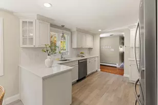 19 Longbow Rd, Lynnfield, MA 01940 - Photo 13