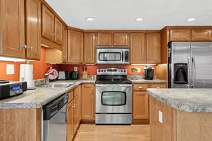 40 Sachem St, Billerica, MA 01821 - Photo 13