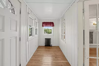 40 Sachem St, Billerica, MA 01821 - Photo 3