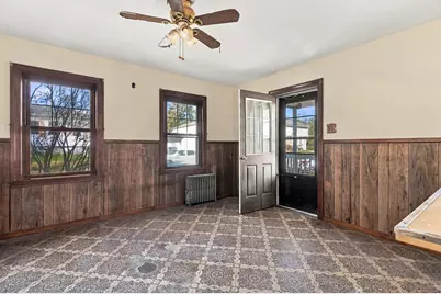 149 Lake St, Webster, MA 01570 - Photo 9
