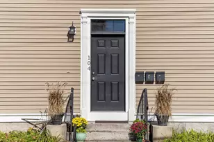 104 10th, Lowell, MA 01850 - Photo 25