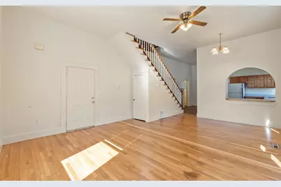 104 Tenth #1R, Lowell, MA 01850 - Photo 21