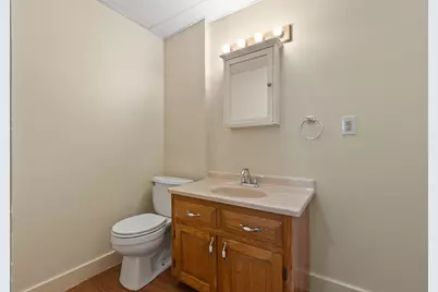 104 Tenth #1R, Lowell, MA 01850 - Photo 19
