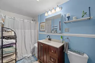 48 Beverly Rd, Worcester, MA 01605 - Photo 17
