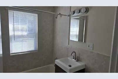 95 Copeland St #1, Quincy, MA 02169 - Photo 5