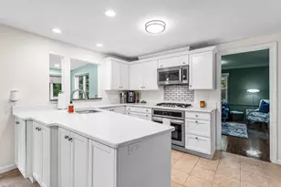 908 Frank Smith Rd, Longmeadow, MA 01106 - Photo 11