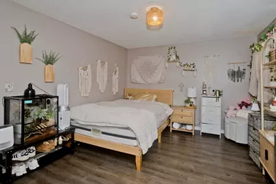 688 S West St, Agawam, MA 01030 - Photo 23